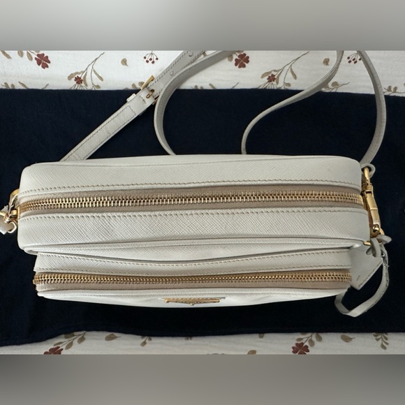 Prada camera bag - Picture 14 of 14